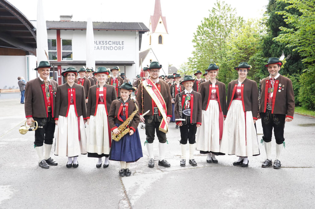 Annika und Nikolas bei ihrer ersten Ausrückung